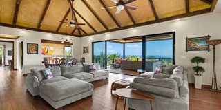 Magnificent Wailuku Country Estate Gallery 11