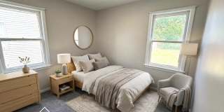 Cozy 2 Bedroom 1 Bathroom Bungalow now available for rent! Gallery 6