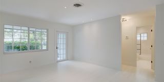 820 NE 23rd Avenue Gallery 40
