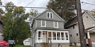 Great 3 Bedroom 1 Bathroom Home with New Appliances and Updated Kitchen! Great 3 Bedroom 1 Bathroom Home with New Appliances and Updated Kitchen! Gallery 1