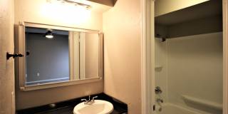Great 3 bed, 2 bath, 2 Car home in Edmond Gallery 1
