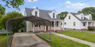 4 Bedroom/1 Bathroom Home with Fenced Yard Available in SE Roanoke! Gallery 31
