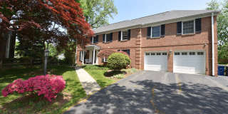 Luxurious Spacious and Bright , Gorgeous Potomac 6BR/4.5BA/2GAR Home - In Sought After Copenhaver Gallery 1