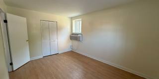 Gross Street Gallery 46