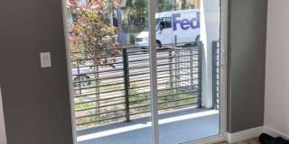 1552 Winona Blvd Gallery 25