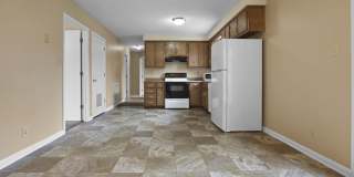 Pet Friendly Three Bedroom with Basement! Gallery 6