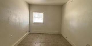 Charming 3 Bedroom 1 Bathroom close to TTU and Medical District! Gallery 6