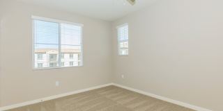 Los Alamitos Luxury Apartments Gallery 70