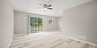 River Oaks Gallery 4