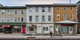 423 Front Street Gallery 1