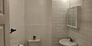 Renovated and Spacious 4Bedroom Townhouse in West Baltimore! Gallery 25