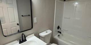 9551 16th Bay Street Gallery 9