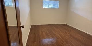 2618 East Turney Avenue - 5 Gallery 2