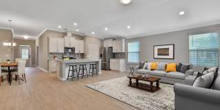 589 GLASGOW Drive Gallery 3