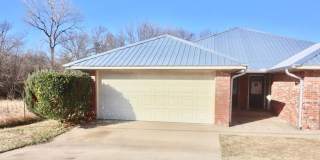 FOR LEASE! Nicely Remodeled 3 BR - 2 BA Brick Duplex With a 2 Car Garage in Weatherford. Gallery 1