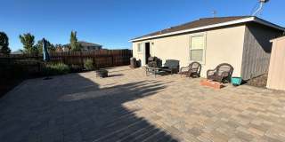 3 bedroom, 2 bathroom-Reno/Stead area Gallery 15
