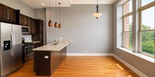 1470 W Carmen Avenue Gallery 7