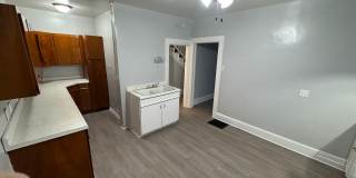 219 w 15th Large 3 Bedroom House - Central Davenport Gallery 6
