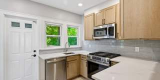 526 Carroll Avenue Gallery 4
