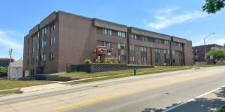 246 Hyland Gallery 4