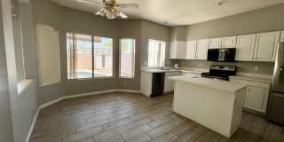 1631 N Garrett Drive Gallery 8