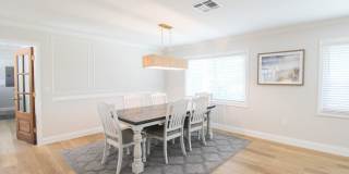 Luxury Annual Rental with Resort-Style Pool on Longboat Key Gallery 31