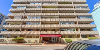 2 Bedroom 2 Bath condo in Denver - Walking distance to Rose Medical Ctr. Gallery 1