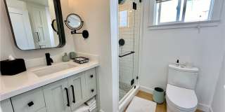 252 Grandview Street Gallery 27