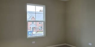 Chestnut - 2Br/2Ba Rental Home - Second Floor Gallery 17