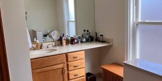 Move In June 1st 2026! 2 Bedroom 2 bath - Pet's OK - Wilmette Gallery 20