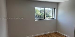6532 NW 170th Ter Gallery 35