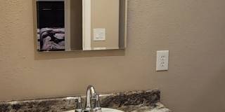 Furnished 1 bedroomu unit available now! Gallery 7