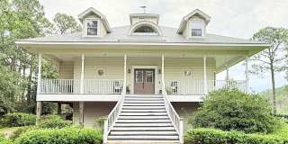 Spacious Home with Wraparound Porch Gallery 1