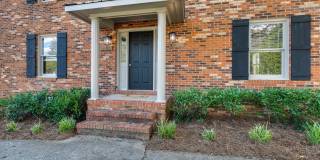 Beautifully Renovated Two Bedroom Duplex – Columbia, TN! Gallery 5