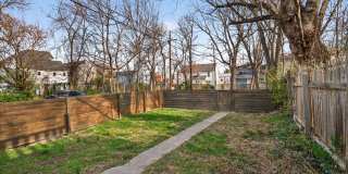 4 Bedroom, 1.5 Bath house in Shelby Park, Fenced, Off-street Parking, Pets OKAY! Gallery 26