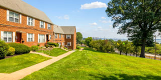 Village at Fox Point Gallery 17