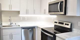 Sherwood Gardens Gallery 1