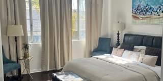 408 W Queen St Gallery 23