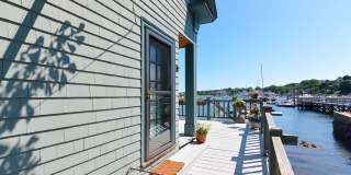 Winter Rental: Waterfront 3 Bed/3 Bath on Rocky Neck Gallery 3