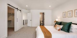 Designer Prospector Townhome Gallery 20