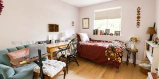 Charming and Bright 3 bed in Convenient Poulsbo community with amazing views! Gallery 18