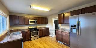 Stunning 4 Bedroom House near Old Colorado City Gallery 8