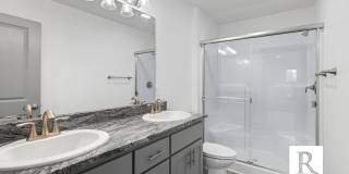New 3 Bed/2.5 Bath Townhome in Medford Gallery 14