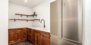 2402 W WELDON Avenue Gallery 11