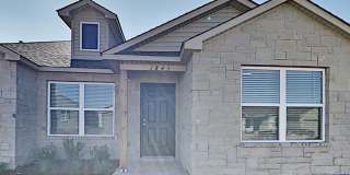 Very Beautiful and Spacious 4 Bedroom 2 Bath Home in El Reno Schools Gallery 3