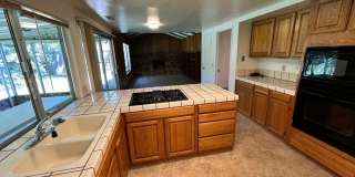 Spacious Home in Wonderful Davis Neighborhood! Spacious Home in Wonderful Davis Neighborhood! Gallery 8