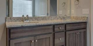 Fairview Station - Beautiful 4 / 2.5 - FENCED! Gallery 17