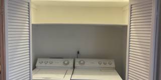 4500 Post Road Gallery 7