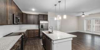 Encore at Heritage Gallery 12