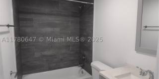 1895 Venice Park Dr Gallery 5